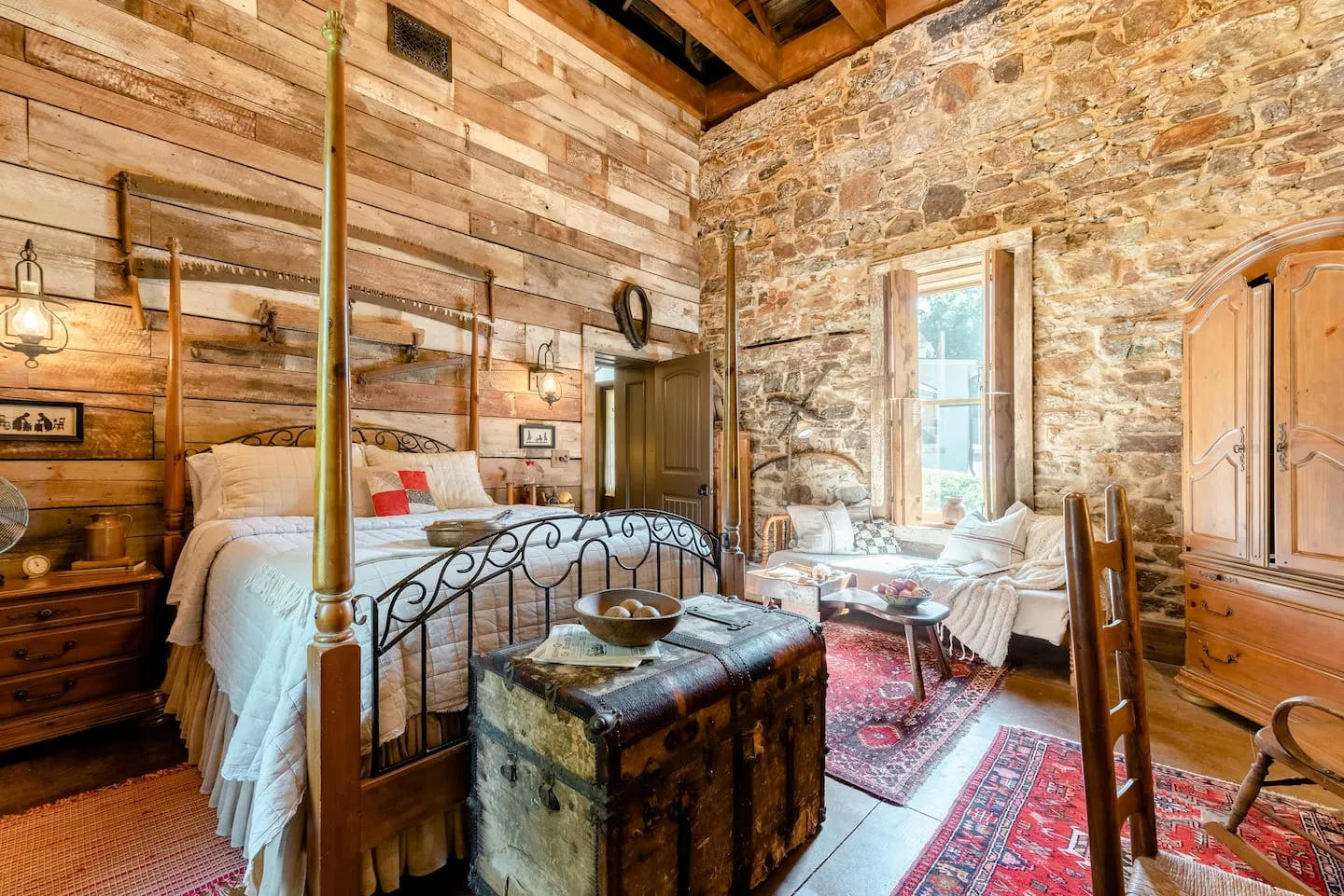 Airbnb 公開年度「IG 最受歡迎房源 Top 10」！