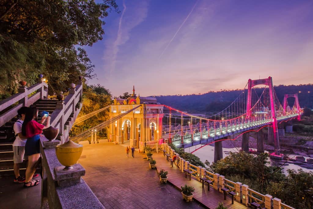 《桃園夜景》大溪橋