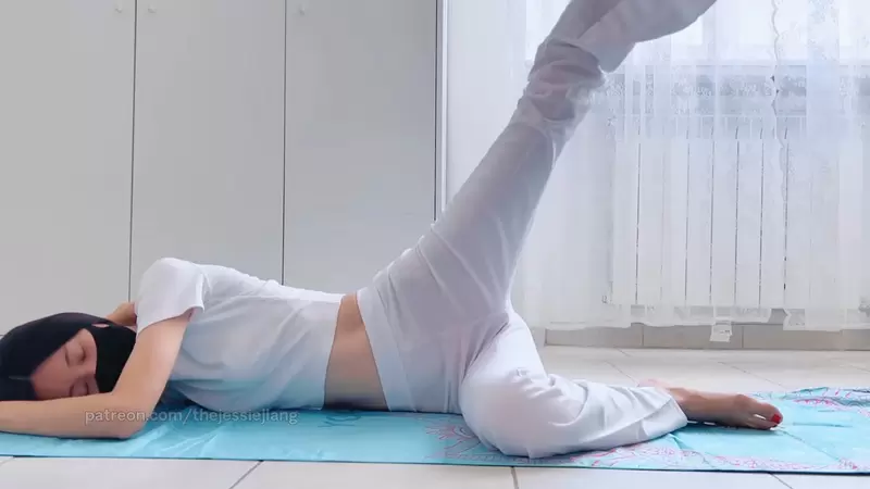 義大利人妻的瑜珈頻道
