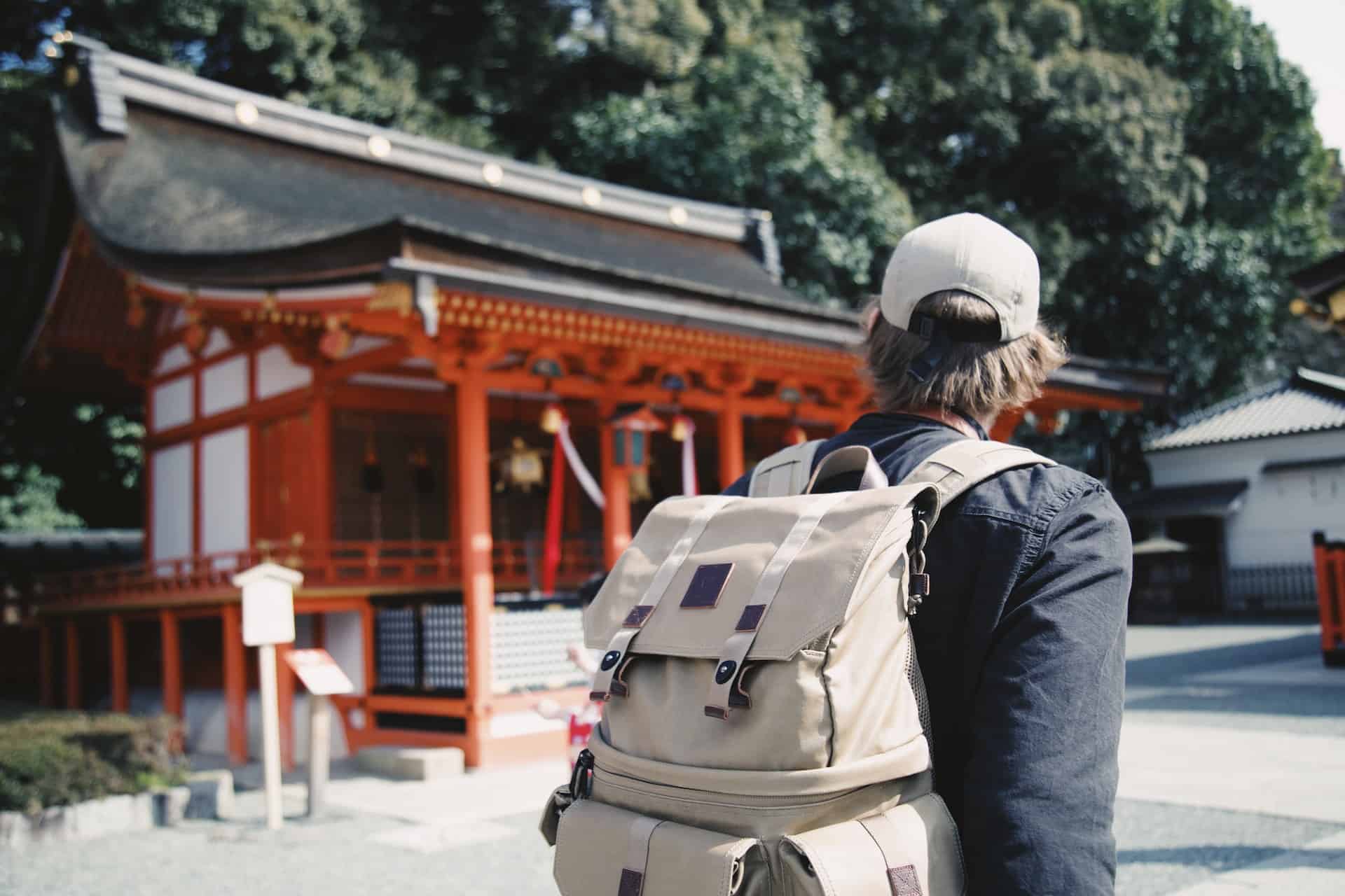 日本旅遊禁忌【9】切勿邊走邊吃