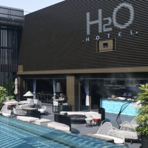 高雄H2O水京棧 | 頂樓高空泳池酒吧 絢麗的微醺之夜