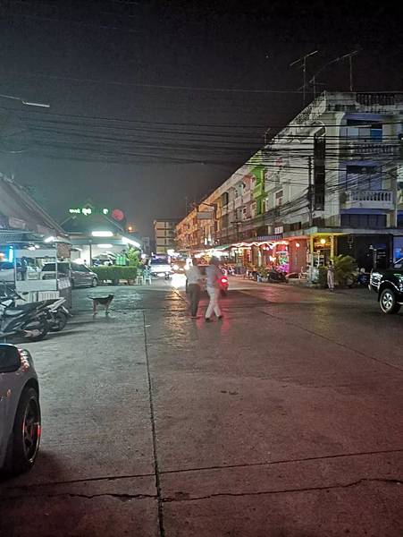 泰國大城府紅燈區夜生活