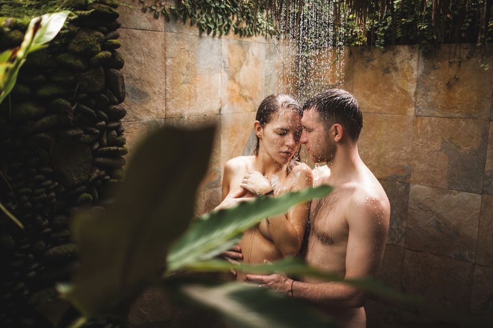 性治療師提出7個營造「色情期待感」的方法，創造浪漫愛愛氛圍