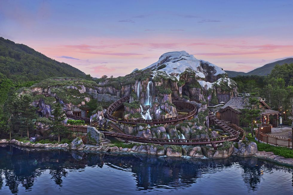 全球最大！《冰雪奇緣》主題園區「魔雪奇緣世界」11月降臨香港迪士尼！