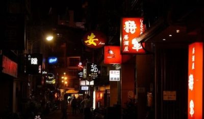 「酒店收據」透視八大行業的薪資秘辛